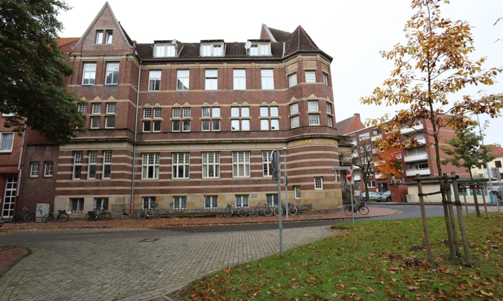 E25700_aussen_04 E25700_aussen_04