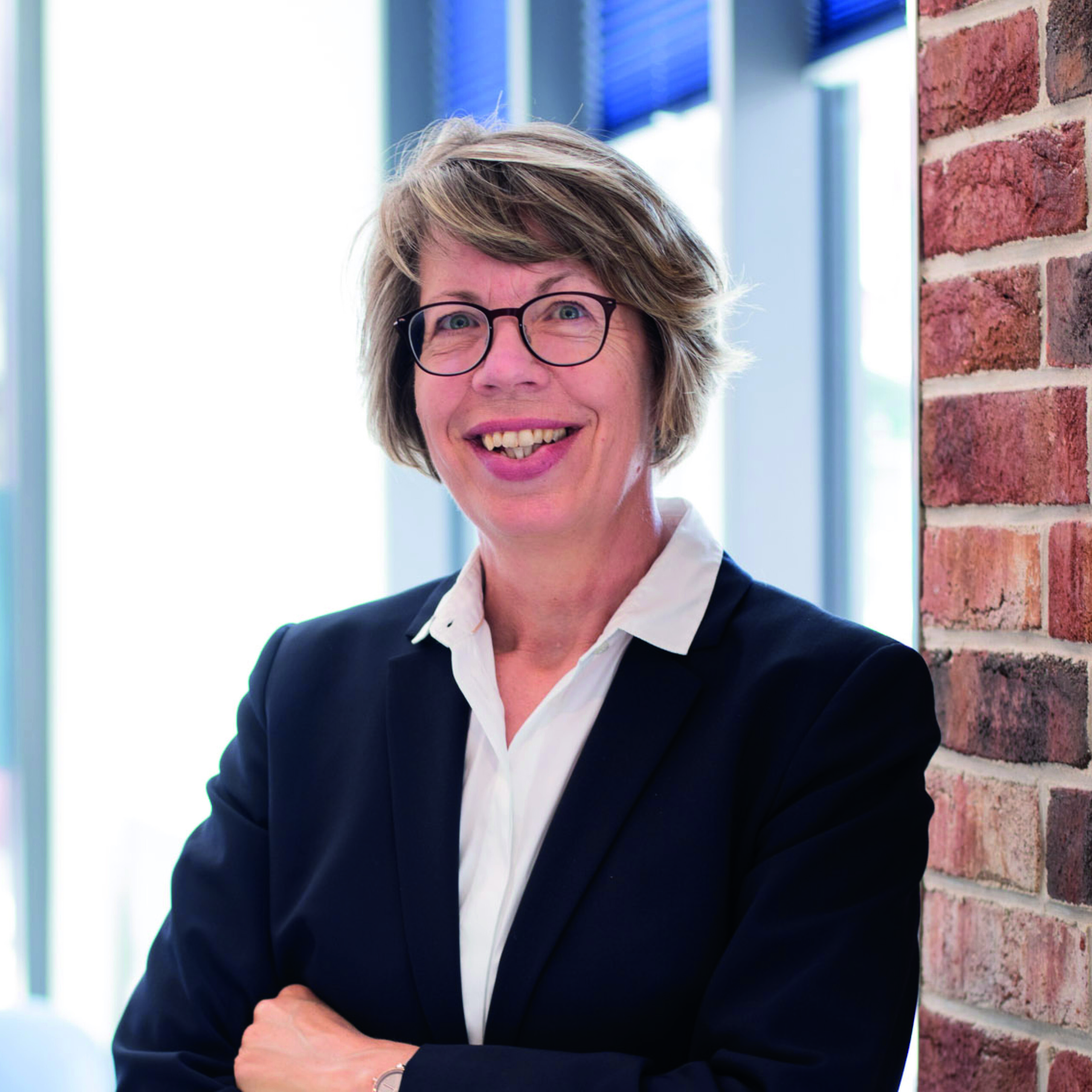 Team-Annette-Brunsiek-scaled