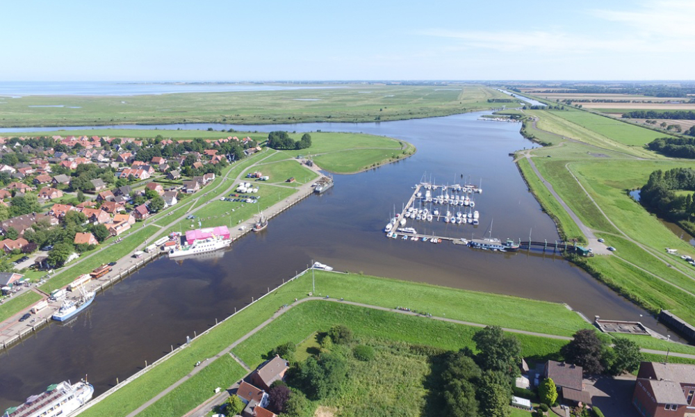 E37300_aussen_015 E37300_aussen_015